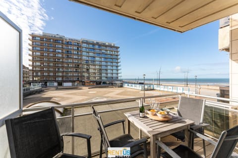 Day, View (from property/room), Balcony/Terrace, Beach, Sea view