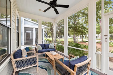 Patio, Seating area
