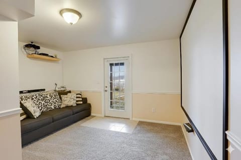 12 mins to DT Asheville & Biltmore, Fire pit, View House in Asheville