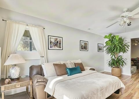 10 Min TO DT Asheville, Apartment Incl House in Asheville