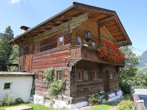 Property building, Summer