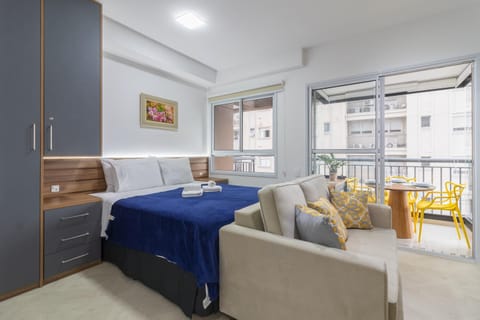 Bed, Living room, Photo of the whole room, Bedroom