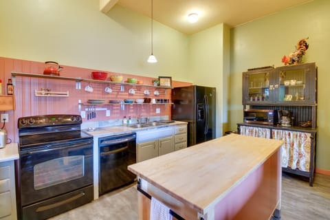 Cozy Ridgway Vacation Rental Hike, Ski and Explore! Apartment in Ridgway