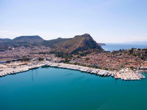 Hide Away Home in Nafplio Discounts Apartment in Nafplion