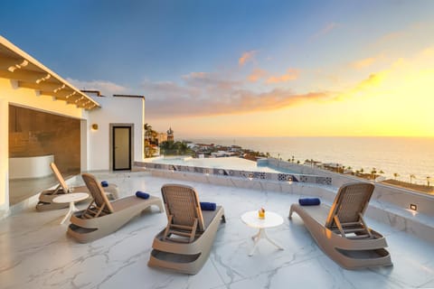 Balcony/Terrace, Swimming pool