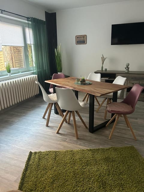 TV and multimedia, Dining area