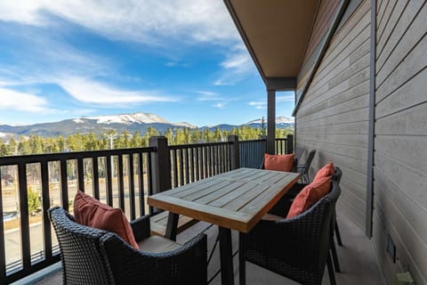 Crystal Peak Expedition Condo: Ski-In, Ski-Out Luxury Apartment in Breckenridge
