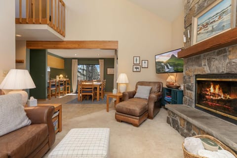 Frisco Mountainside Retreat: Walk Downtown House in Frisco