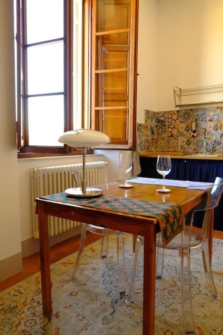 Romantic Suite Apartment in Pisa