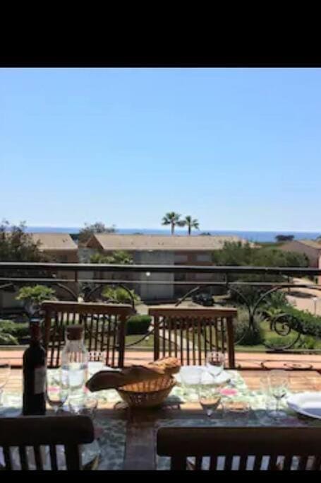 Appartement dans résidence Apartment in Linguizzetta