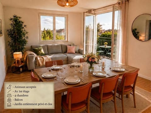 Living room, Dining area