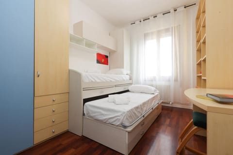 Bedroom, bunk bed, wardrobe