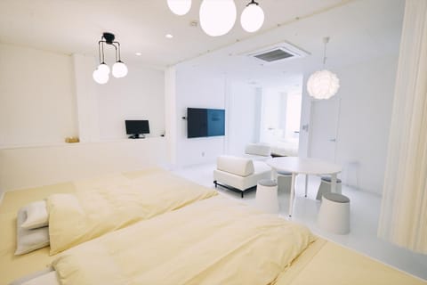 Photo of the whole room, Bedroom
