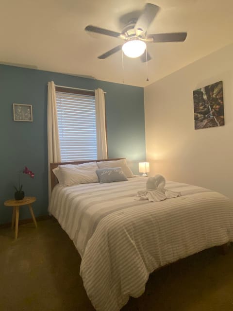 3 Bedroom in Hocking Hills w King Bed Logan Ohio House in Logan