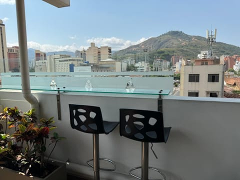 View (from property/room), Balcony/Terrace, Mountain view