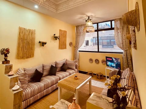 Communal lounge/ TV room, TV and multimedia, Living room, Seating area