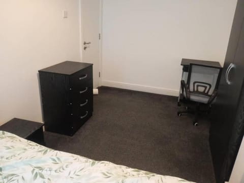 Double-bed (G2) close to Burnley city centre Bed and Breakfast in Burnley