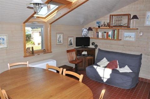 Maison bretonne 50m plage avec jardin et WIFI à TREGASTEL - Réf 413 Villa in Trégastel