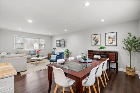 Washington DC, Alexandria VA the white house House in Lincolnia