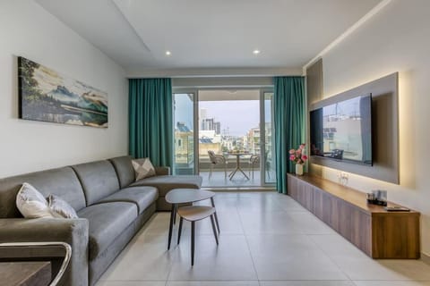 Luxurious, Spacious Apartment in Swieqi Apartment in Saint Julians