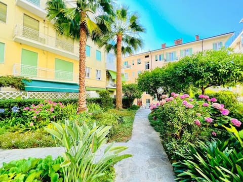 Suite Vallarino 2 - Sanremo Apartment in Sanremo