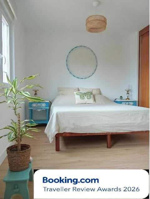 Bedroom, Certificate/Award