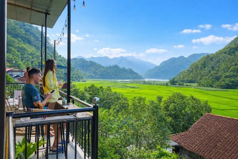 Balcony/Terrace, Lake view