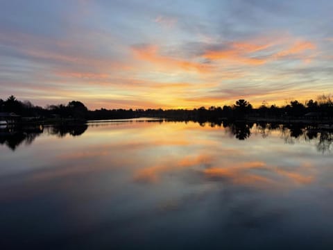 Bridge Inn Tomahahwk - 1st Floor, Room 106,1 King Bed, Pet Friendly, Laminate Wood Flooring, Walkout, River View, Price Includes 1 Pet Fee Bed and Breakfast in Wisconsin