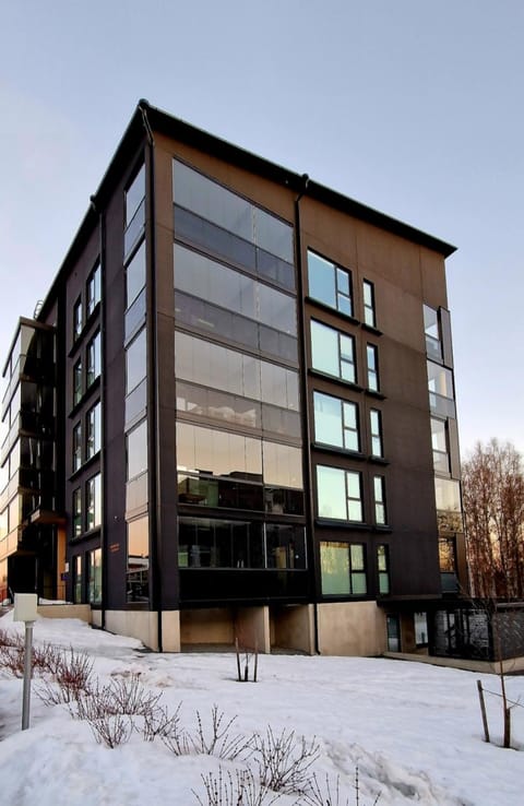 Modern apartment near Tampereen Messukeskus, with own private and free parking Apartment in Finland