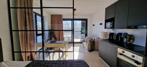 Modern apartment near Tampereen Messukeskus, with own private and free parking Apartment in Finland