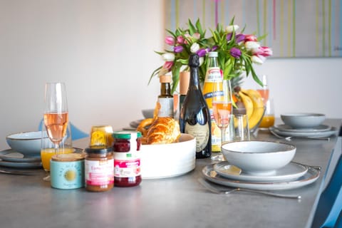 Food and drinks, Food, Breakfast