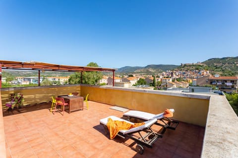 Terrace with castle view Apartment in Sardinia