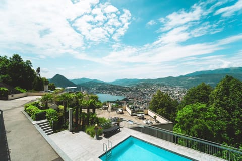 Nearby landmark, Spring, Day, Natural landscape, Summer, Balcony/Terrace, Lake view, Landmark view, Mountain view, Pool view, Swimming pool