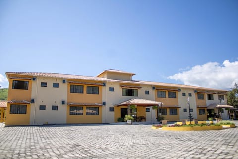 Property building, Facade/entrance, air conditioner