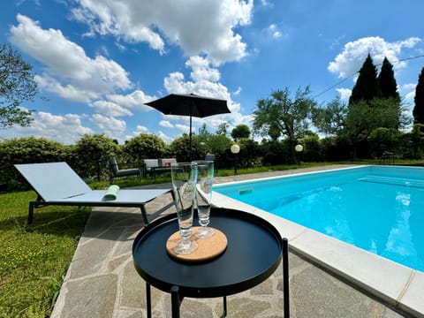 BBQ facilities, Swimming pool, furniture