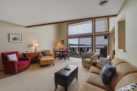 Ocasa Vista House in Boyne City