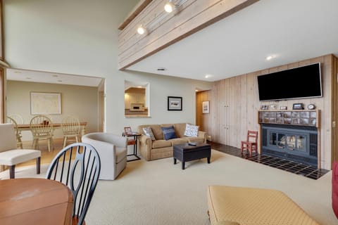 Ocasa Vista House in Boyne City