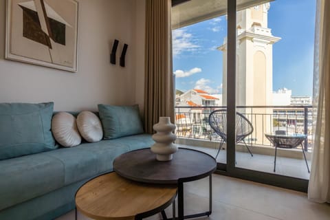 CLOCK Central Stay Apartment in Decentralized Administration of Macedonia and Thrace