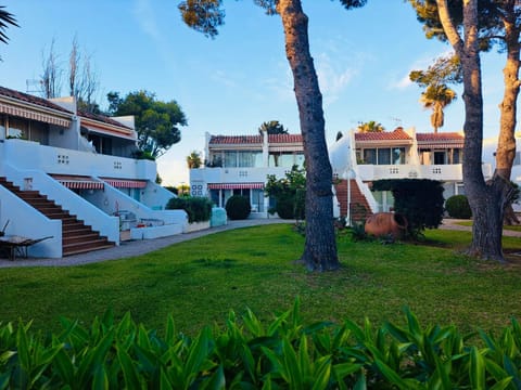 Property building, Garden