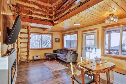 The Hummingbird at Zen Zion House in Glendale