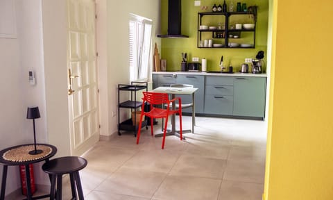 Kitchen or kitchenette, Living room, Photo of the whole room