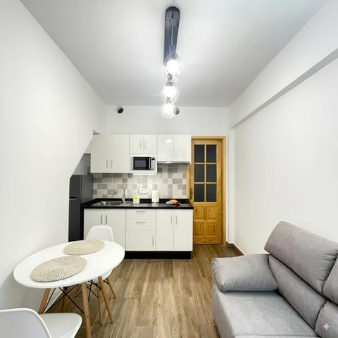 Kitchen or kitchenette, Living room, Dining area, stove