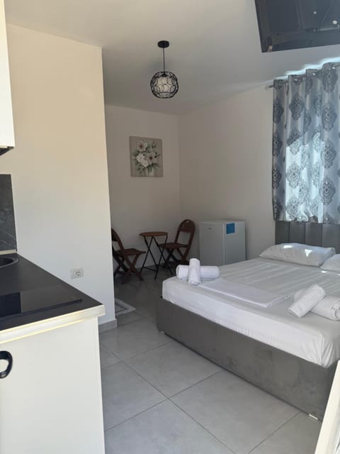 Guest House Kloen Bed and Breakfast in Vlorë