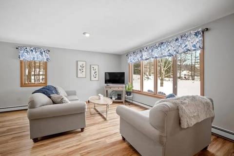 Gilford Family Retreat House in Belmont