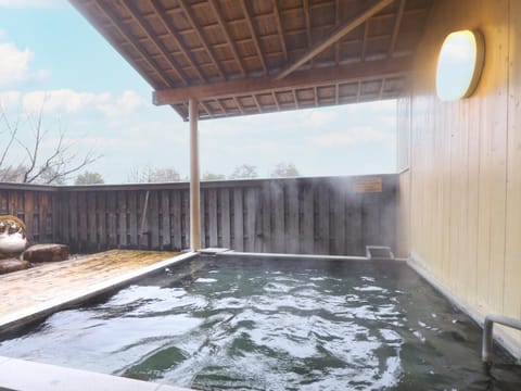 Hot Spring Bath, Open Air Bath