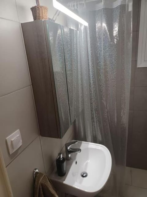 Top floor seaside apartment Apartment in Euboea