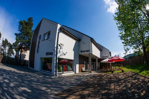 Facade/entrance
