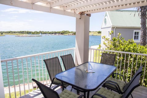 Patio, View (from property/room), Balcony/Terrace, Balcony/Terrace, Lake view