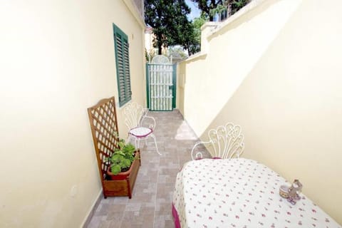 Inner courtyard view