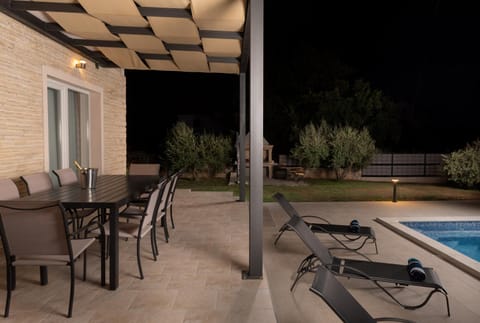 Patio, Night, View (from property/room), Balcony/Terrace, Balcony/Terrace, Dining area, Pool view, Swimming pool, sunbed